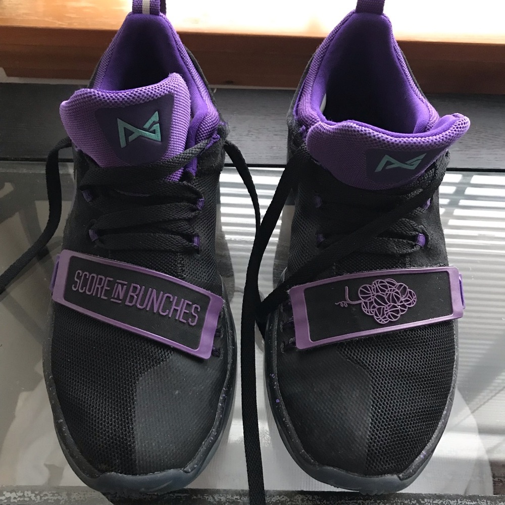 ❌ PG Paul George Nike Basketball Shoe 6Y Black - Picture 1 of 8